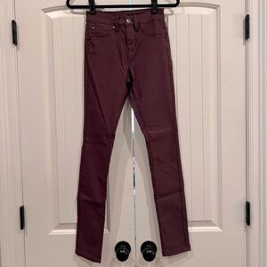 YMI Hyper-Stretch Jeggings • Burgundy